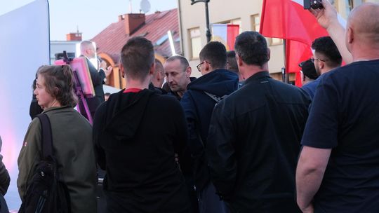 Wiec wyborczy Grzegorza Brauna w Chełmie na pl. Łuczkowskiego [GALERIA ZDJĘĆ]