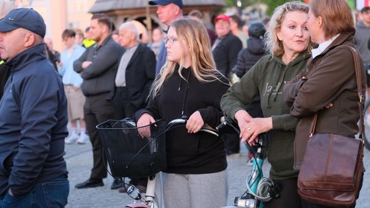 Wiec wyborczy Grzegorza Brauna w Chełmie na pl. Łuczkowskiego [GALERIA ZDJĘĆ]