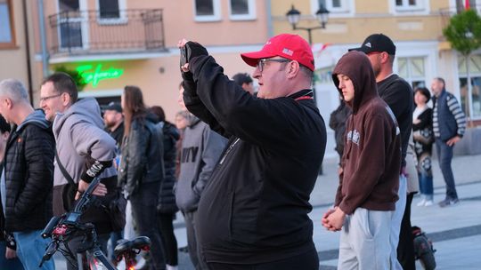 Wiec wyborczy Grzegorza Brauna w Chełmie na pl. Łuczkowskiego [GALERIA ZDJĘĆ]