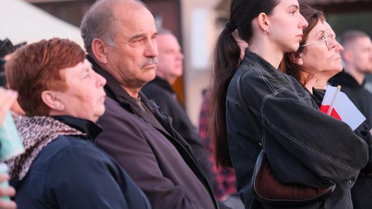 Wiec wyborczy Grzegorza Brauna w Chełmie na pl. Łuczkowskiego [GALERIA ZDJĘĆ]