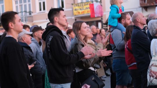 Wiec wyborczy Grzegorza Brauna w Chełmie na pl. Łuczkowskiego [GALERIA ZDJĘĆ]