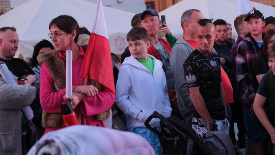 Wiec wyborczy Grzegorza Brauna w Chełmie na pl. Łuczkowskiego [GALERIA ZDJĘĆ]