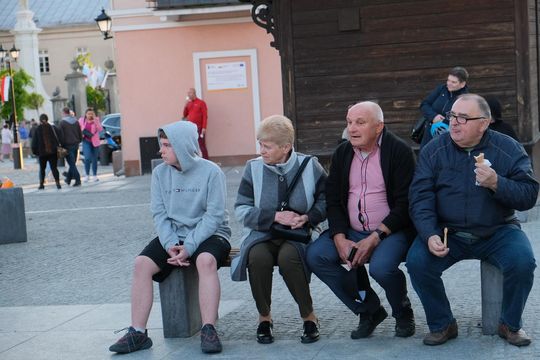 Wiec wyborczy Grzegorza Brauna w Chełmie na pl. Łuczkowskiego [GALERIA ZDJĘĆ]