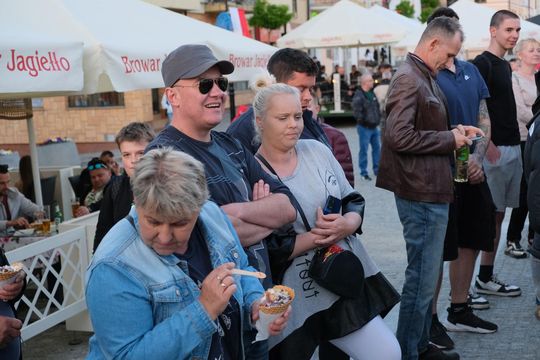 Wiec wyborczy Grzegorza Brauna w Chełmie na pl. Łuczkowskiego [GALERIA ZDJĘĆ]