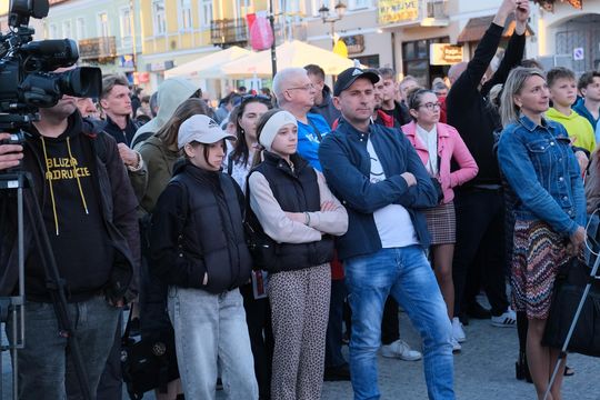 Wiec wyborczy Grzegorza Brauna w Chełmie na pl. Łuczkowskiego [GALERIA ZDJĘĆ]