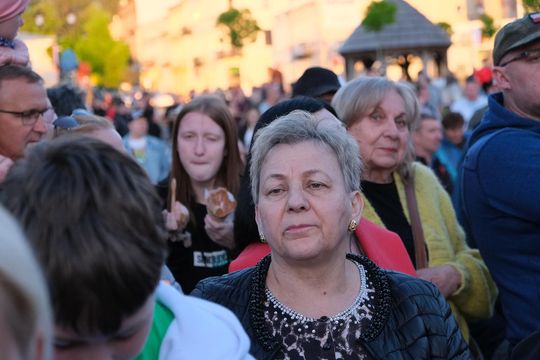 Wiec wyborczy Grzegorza Brauna w Chełmie na pl. Łuczkowskiego [GALERIA ZDJĘĆ]