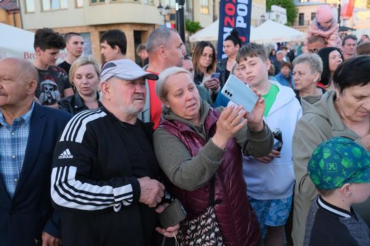 Wiec wyborczy Grzegorza Brauna w Chełmie na pl. Łuczkowskiego [GALERIA ZDJĘĆ]