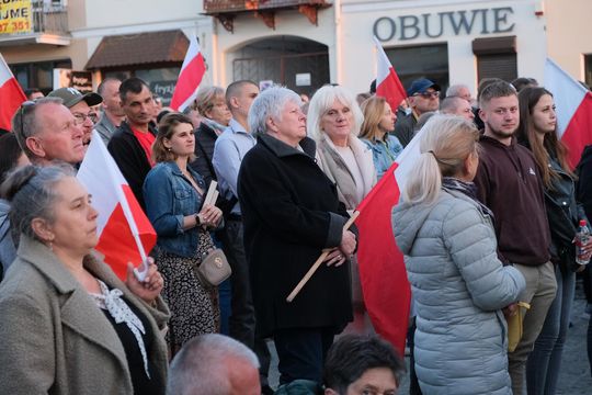 Wiec wyborczy Grzegorza Brauna w Chełmie na pl. Łuczkowskiego [GALERIA ZDJĘĆ]