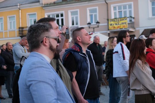 Wiec wyborczy Grzegorza Brauna w Chełmie na pl. Łuczkowskiego [GALERIA ZDJĘĆ]