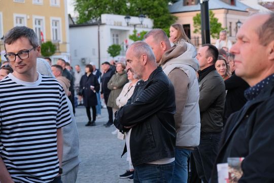 Wiec wyborczy Grzegorza Brauna w Chełmie na pl. Łuczkowskiego [GALERIA ZDJĘĆ]