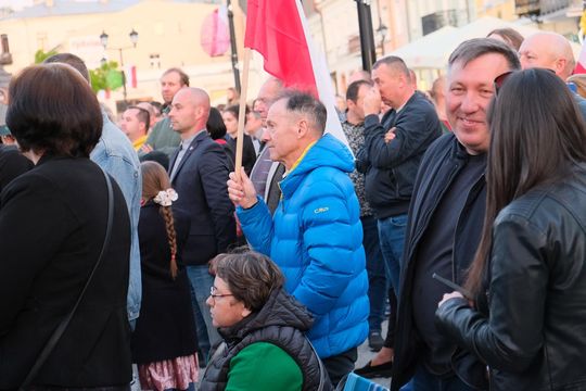 Wiec wyborczy Grzegorza Brauna w Chełmie na pl. Łuczkowskiego [GALERIA ZDJĘĆ]