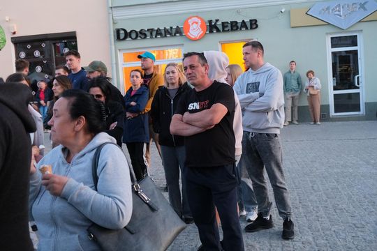 Wiec wyborczy Grzegorza Brauna w Chełmie na pl. Łuczkowskiego [GALERIA ZDJĘĆ]