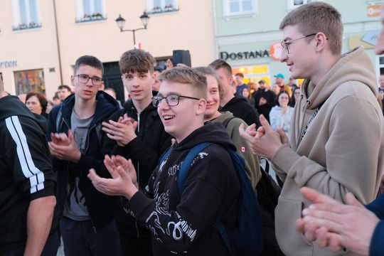 Wiec wyborczy Grzegorza Brauna w Chełmie na pl. Łuczkowskiego [GALERIA ZDJĘĆ]