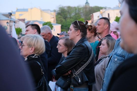 Wiec wyborczy Grzegorza Brauna w Chełmie na pl. Łuczkowskiego [GALERIA ZDJĘĆ]