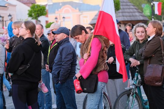 Wiec wyborczy Grzegorza Brauna w Chełmie na pl. Łuczkowskiego [GALERIA ZDJĘĆ]