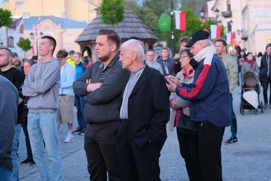 Wiec wyborczy Grzegorza Brauna w Chełmie na pl. Łuczkowskiego [GALERIA ZDJĘĆ]