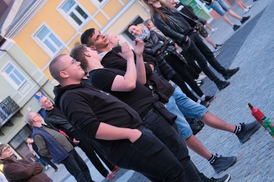 Wiec wyborczy Grzegorza Brauna w Chełmie na pl. Łuczkowskiego [GALERIA ZDJĘĆ]