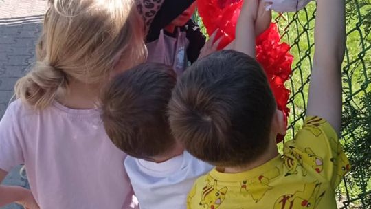 Krasnystaw. Dzień Flagi i Święto Konstytucji 3 Maja w przedszkolu "Bajeczka" [GALERIA ZDJĘĆ]