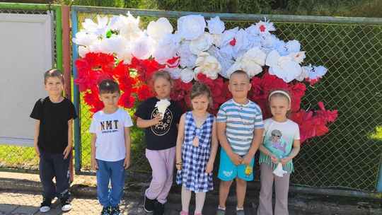 Krasnystaw. Dzień Flagi i Święto Konstytucji 3 Maja w przedszkolu "Bajeczka" [GALERIA ZDJĘĆ]