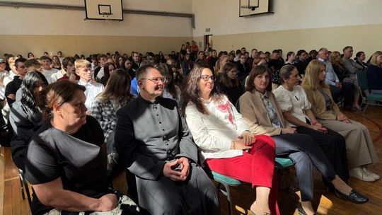 Uroczystości majowe w Zespole Szkół Nr 1 w Krasnymstawie [GALERIA ZDJĘĆ]