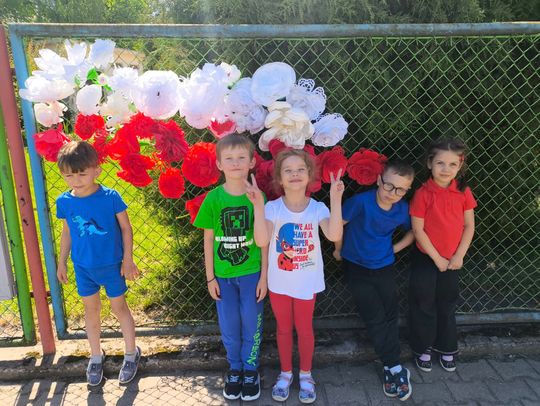 Krasnystaw. Dzień Flagi i Święto Konstytucji 3 Maja w przedszkolu "Bajeczka" [GALERIA ZDJĘĆ]