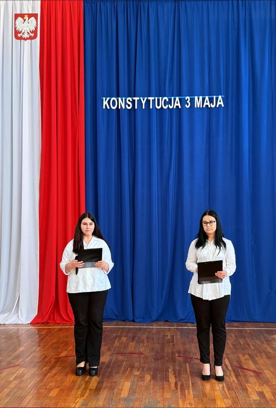 Uroczystości majowe w Zespole Szkół Nr 1 w Krasnymstawie [GALERIA ZDJĘĆ]