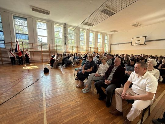 Uroczystości majowe w Zespole Szkół Nr 1 w Krasnymstawie [GALERIA ZDJĘĆ]