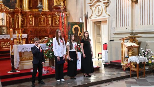 Krasnystaw. Obchody 234. rocznicy uchwalenia Konstytucji 3 Maja [GALERIA ZDJĘĆ]