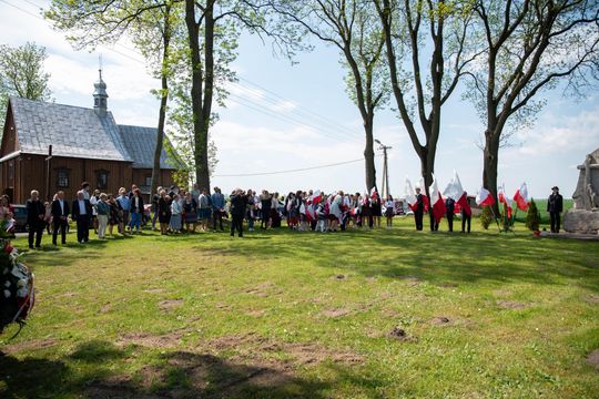 Gm. Chełm. Obchody święta Konstytucji 3 Maja w Nowych Depułtyczach [GALERIA ZDJĘĆ]