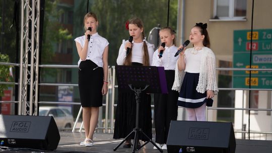 Miejskie Obchody Święta Konstytucji Trzeciego Maja we Włodawie [GALERIA ZDJĘĆ]