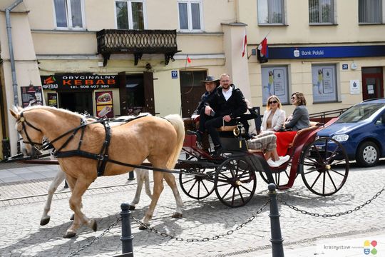Majowa parada koni w Krasnymstawie. Dzień pełen atrakcji  [GALERIA ZDJĘĆ]