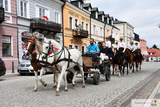 Majowa parada koni w Krasnymstawie. Dzień pełen atrakcji  [GALERIA ZDJĘĆ]