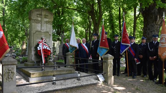 Gm. Fajsławice. Uczcili 234. rocznicę uchwalenia Konstytucji 3 Maja [GALERIA ZDJĘĆ]