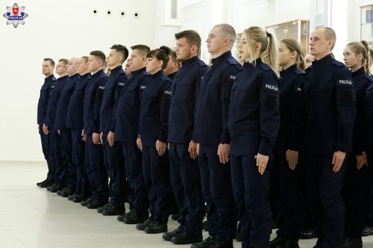 43 nowych policjantów zasiliło lubelski garnizon policji [GALERIA ZDJĘĆ]