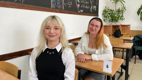 Maturzyści z II Liceum Ogólnokształcącego w Chełmie zmagali się z egzaminem dojrzałości [GALERIA ZDJĘĆ]