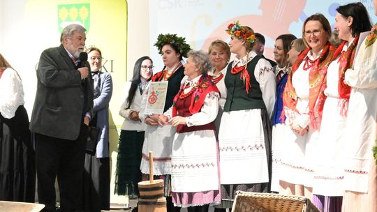 Powiatowe eliminacje Przeglądu Zespołów Śpiewaczych, Kapel i Śpiewaków Ludowych w Pawłowie [GALERIA ZDJĘĆ]