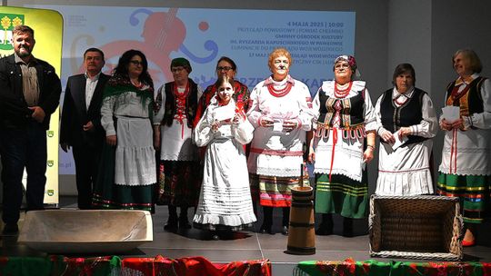 Powiatowe eliminacje Przeglądu Zespołów Śpiewaczych, Kapel i Śpiewaków Ludowych w Pawłowie [GALERIA ZDJĘĆ]