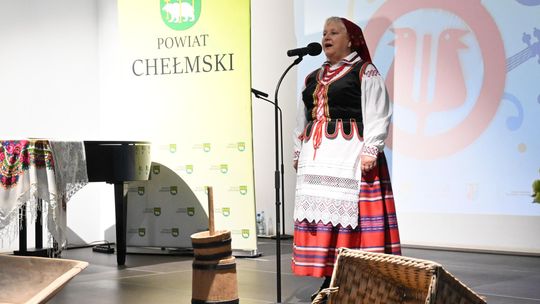 Powiatowe eliminacje Przeglądu Zespołów Śpiewaczych, Kapel i Śpiewaków Ludowych w Pawłowie [GALERIA ZDJĘĆ]