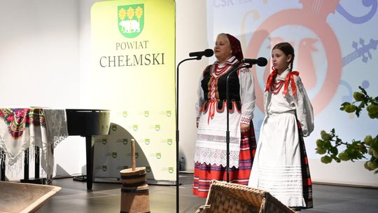 Powiatowe eliminacje Przeglądu Zespołów Śpiewaczych, Kapel i Śpiewaków Ludowych w Pawłowie [GALERIA ZDJĘĆ]