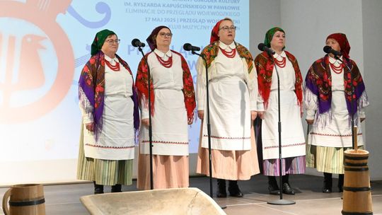 Powiatowe eliminacje Przeglądu Zespołów Śpiewaczych, Kapel i Śpiewaków Ludowych w Pawłowie [GALERIA ZDJĘĆ]