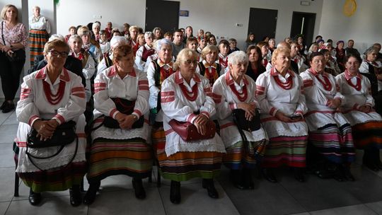 Powiatowe eliminacje Przeglądu Zespołów Śpiewaczych, Kapel i Śpiewaków Ludowych w Pawłowie [GALERIA ZDJĘĆ]