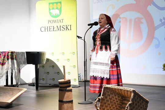 Powiatowe eliminacje Przeglądu Zespołów Śpiewaczych, Kapel i Śpiewaków Ludowych w Pawłowie [GALERIA ZDJĘĆ]