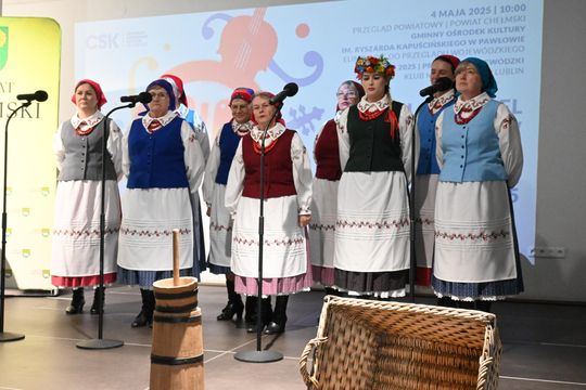 Powiatowe eliminacje Przeglądu Zespołów Śpiewaczych, Kapel i Śpiewaków Ludowych w Pawłowie [GALERIA ZDJĘĆ]