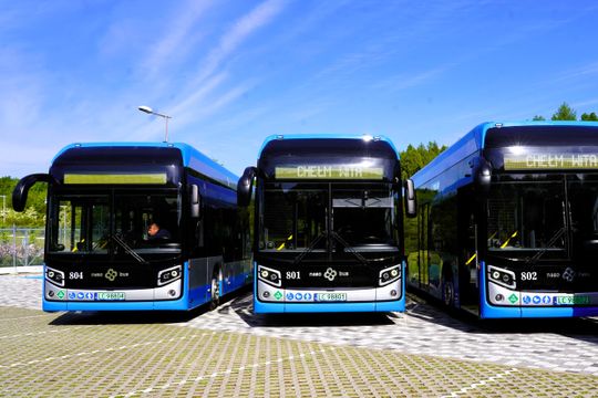 Chełm wkracza w erę wodoru - mamy pierwsze autobusy wodorowe [ZDJĘCIA]