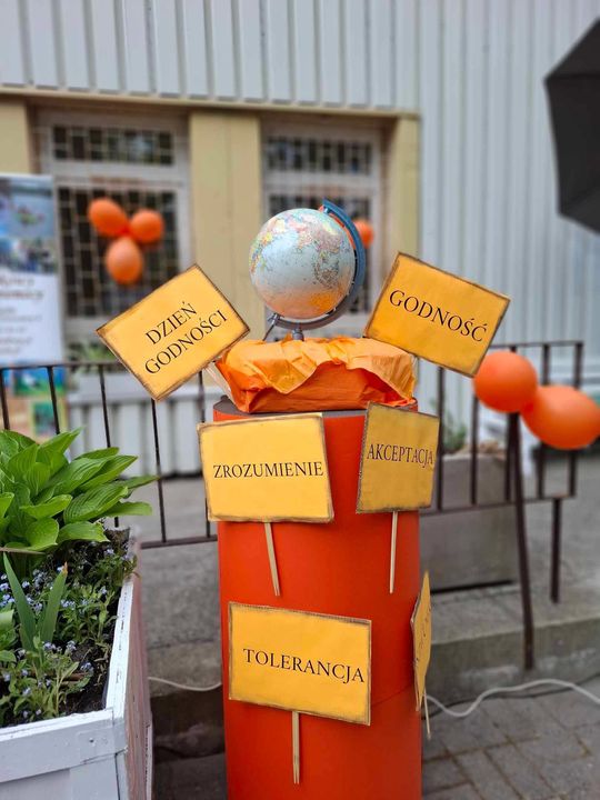 Dzień Godności Osób z Niepełnosprawnościami w Środowiskowym Domu Samopomocy w Chełmie [GALERIA CHEŁM} Dzień Godności Osób z Niepełnosprawnościami w Środowiskowym Domu Samopomocy w Chełmie [GALERIA CHEŁM}