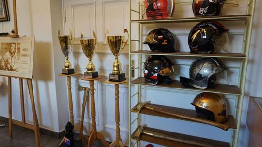 Prezentację twórczości "Ludzi z Pasją Miasta i Gminy Izbica" [GALERIA ZDJĘĆ]