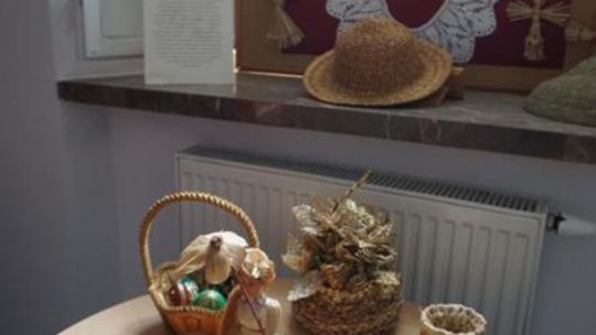 Prezentację twórczości "Ludzi z Pasją Miasta i Gminy Izbica" [GALERIA ZDJĘĆ]