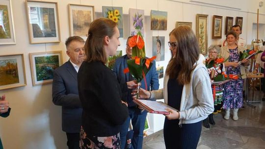 Prezentację twórczości "Ludzi z Pasją Miasta i Gminy Izbica" [GALERIA ZDJĘĆ]