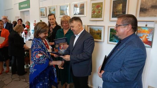 Prezentację twórczości "Ludzi z Pasją Miasta i Gminy Izbica" [GALERIA ZDJĘĆ]