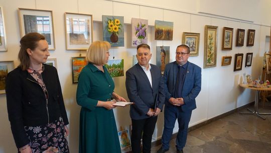 Prezentację twórczości "Ludzi z Pasją Miasta i Gminy Izbica" [GALERIA ZDJĘĆ]